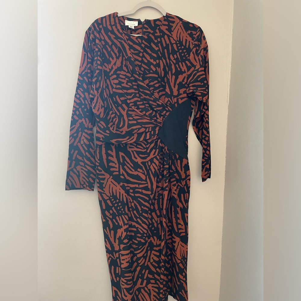 SILKS by St. Gillian like new brown and black pattern size 14 zip in back